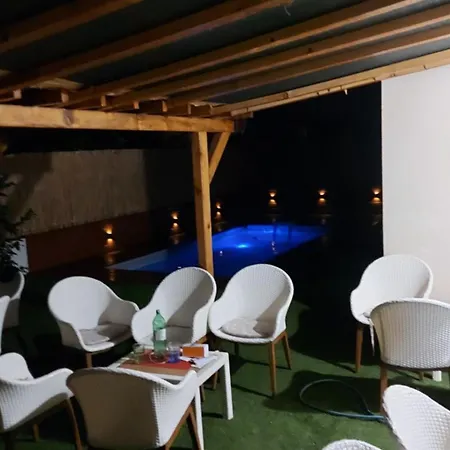 Проживання в сім'ї Bonaca